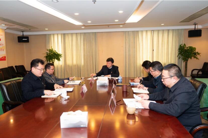 PT视讯集团党委召开中心组学习专题研讨 党的十九届四中全会及省委十一届六次 全会精神