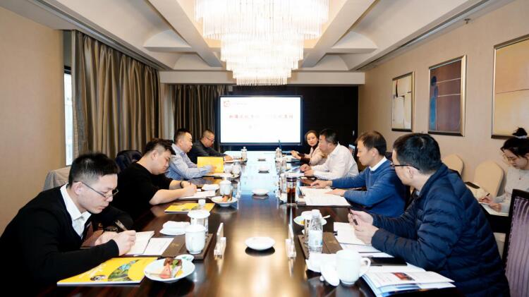 新疆PT视讯集团总经理王宏江来访交流
